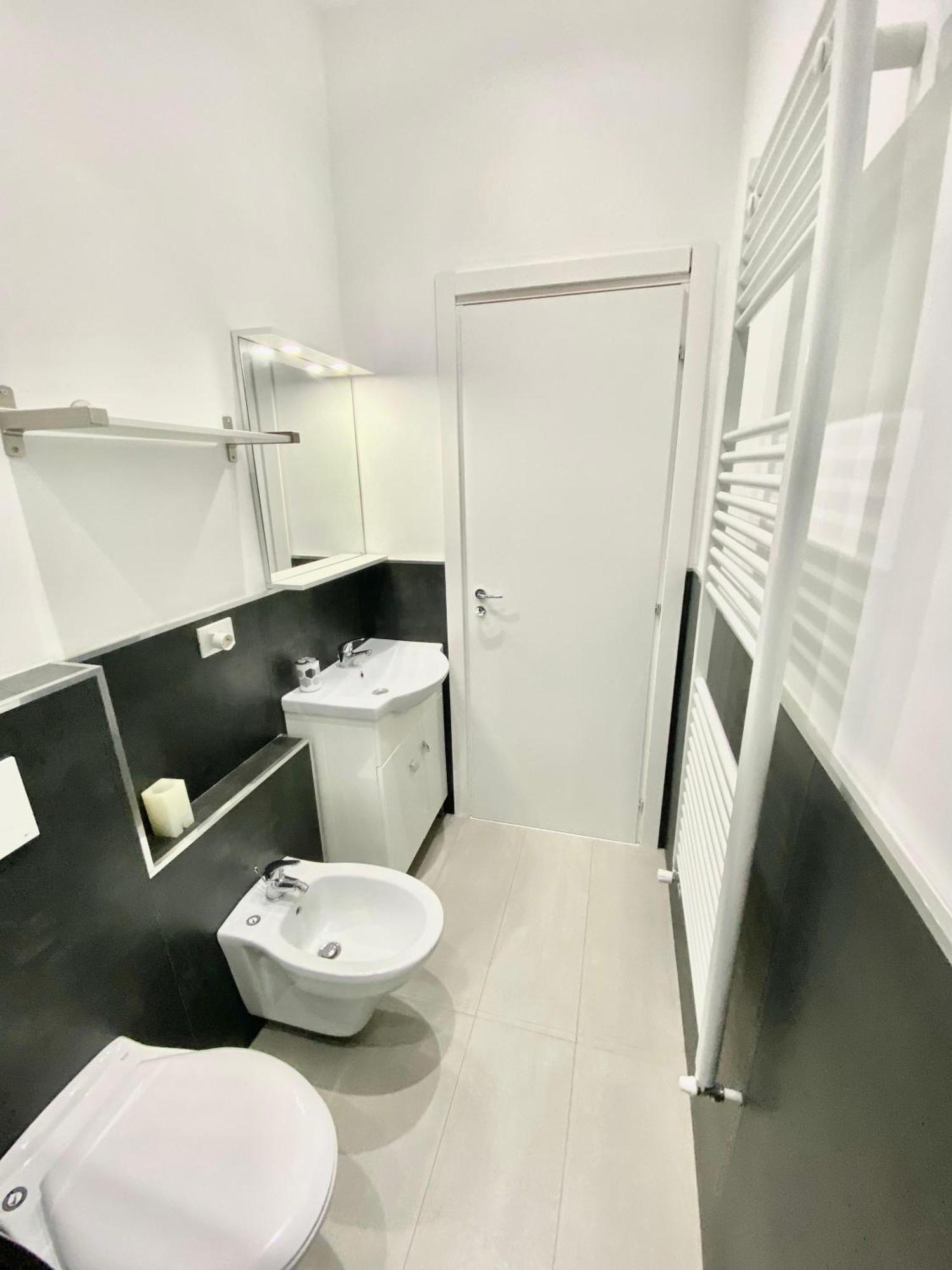 Domvs V Terrae Apartment ลาสเปเซีย ภายนอก รูปภาพ