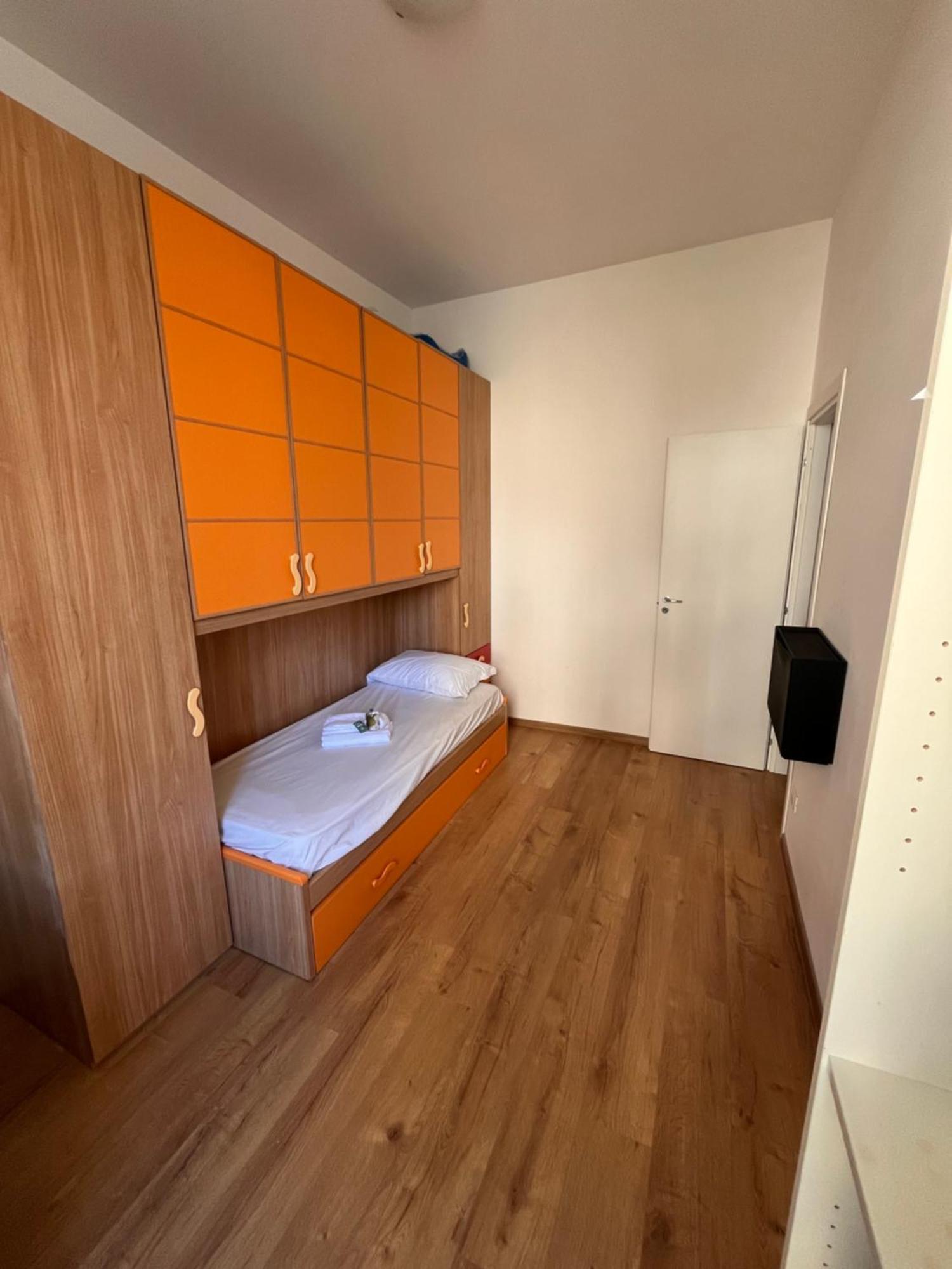 Domvs V Terrae Apartment ลาสเปเซีย ภายนอก รูปภาพ